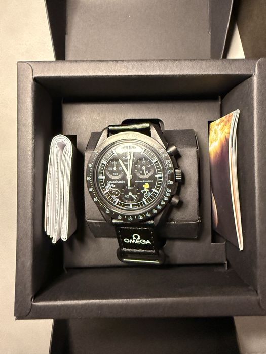 Omega x Swatch – Bioceramic MoonSwatch Mission to the Moonphase