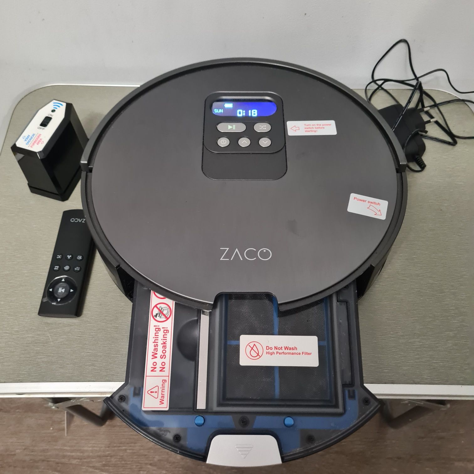 Прахосмукачка-робот ZACO V85, с WLAN, сухо и мокро почистване