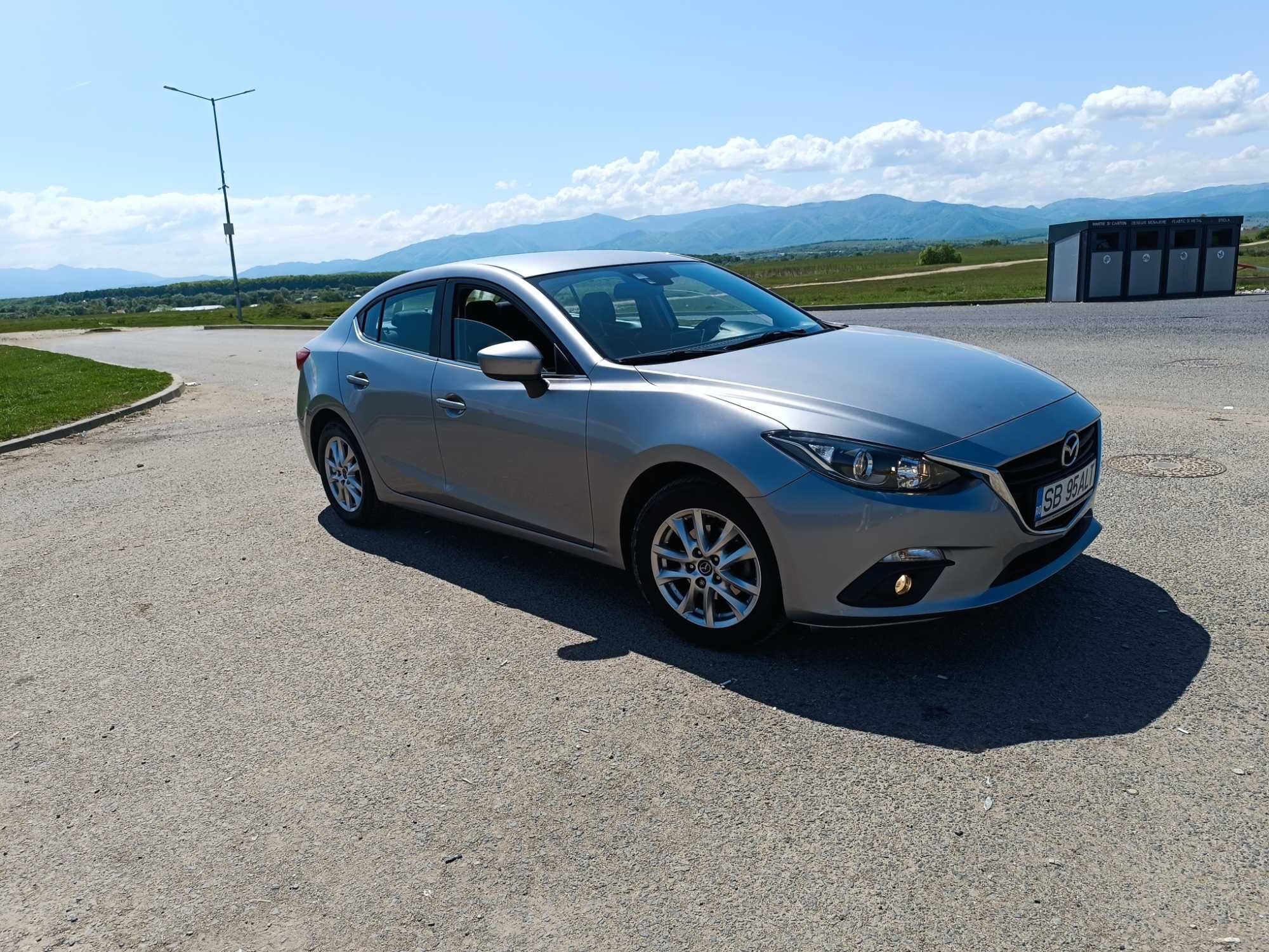 Se vinde Mazda 3