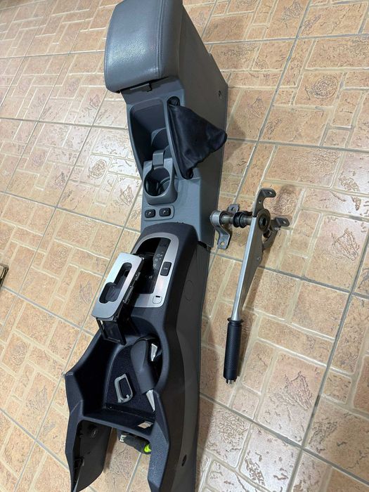 Gentra bar sotiladi, ruchnoy+skorost komplekt chevrolet konsol