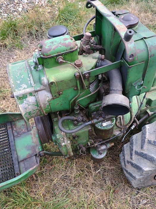 Vând motocultor ferrari 12 hp in stare buna de funcționare