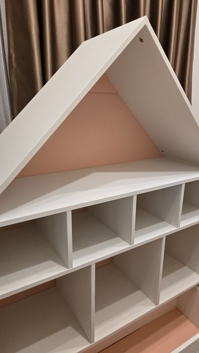 Дървена библиотека къщичка детска