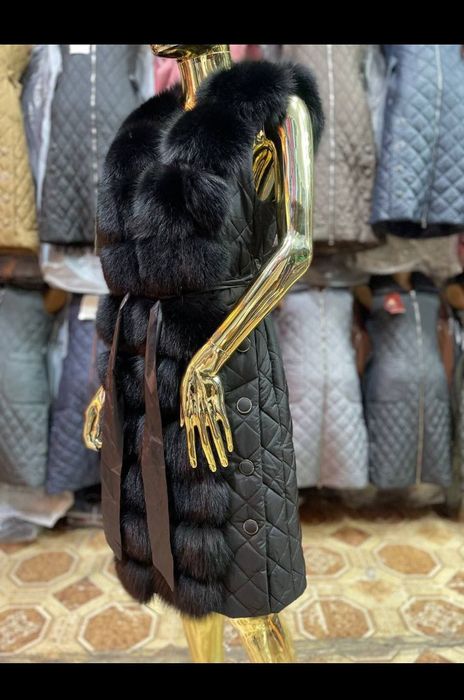 Аёллар учун мехли нимчалар