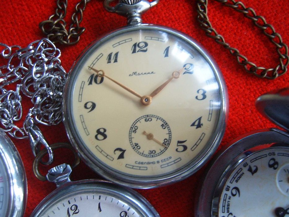 Стари оригинални механични джобни часовници Молния СССР
