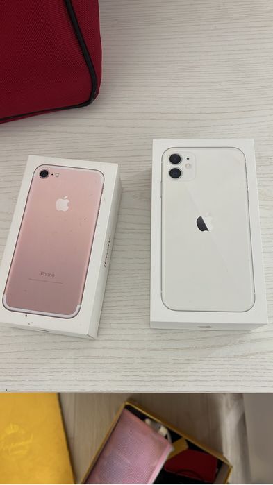 IPhone 11 цвет белый состояние хорошие