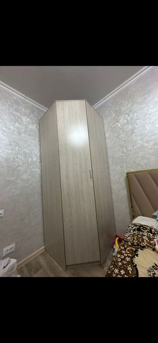 Продам шкаф угловой новый 65 тыс