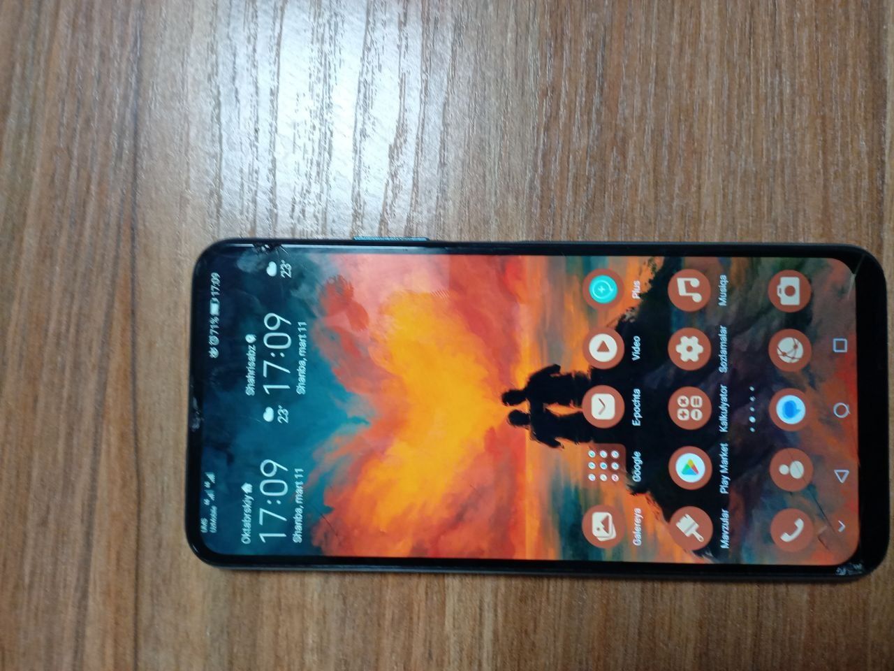 Huawei y9s kafolati bor