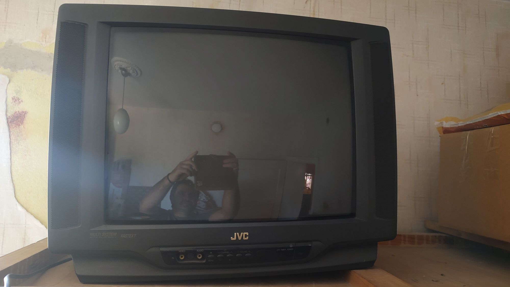 Телевизори кинескопи