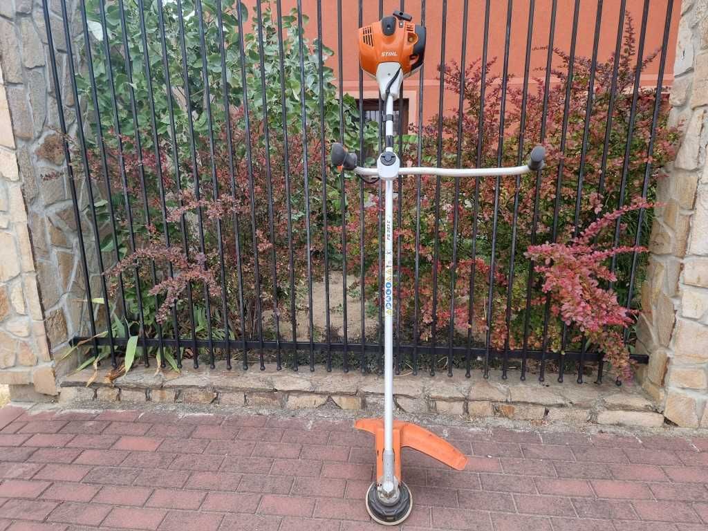 Stihl FS 261 C - бензинов храсторез