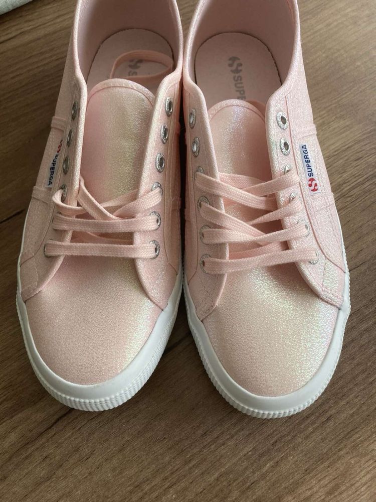 Дамски кецове SUPERGA