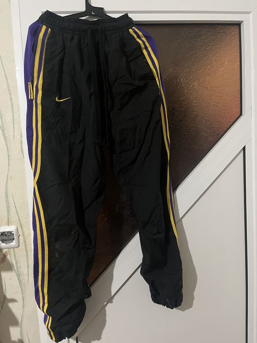 Екип Nike Lakers