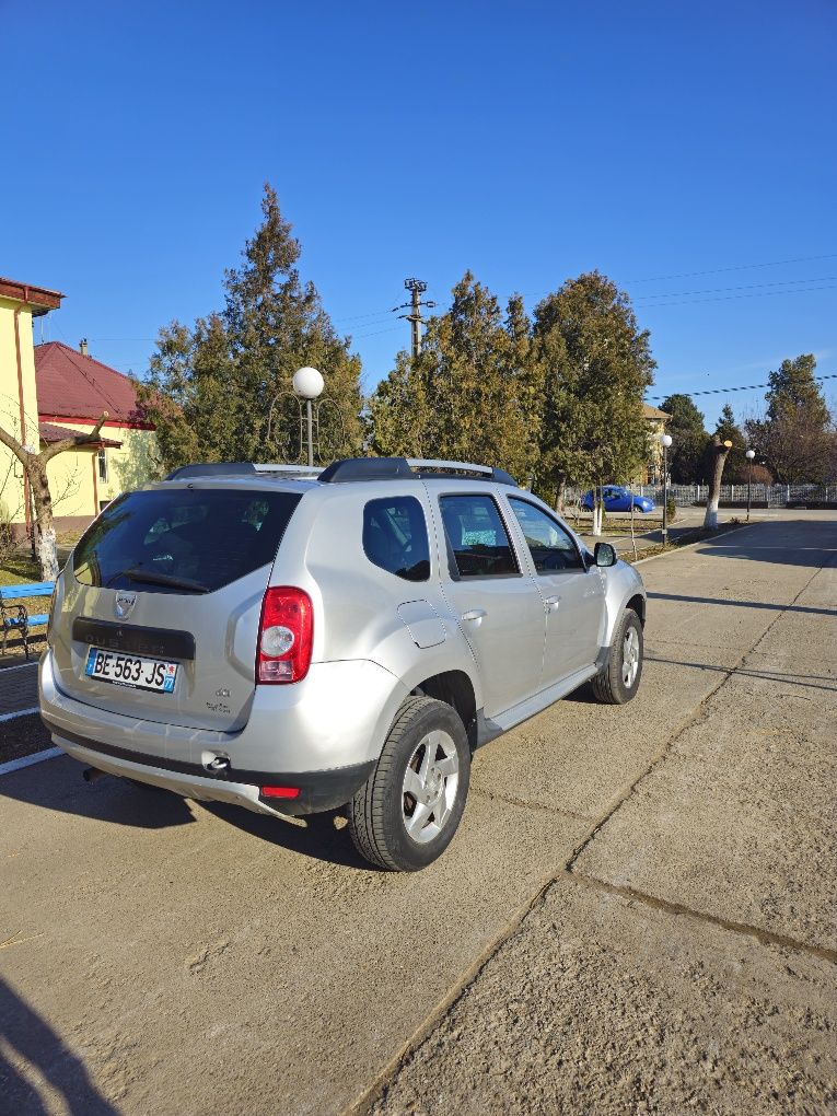 Dacia Duster 2011, 4x2