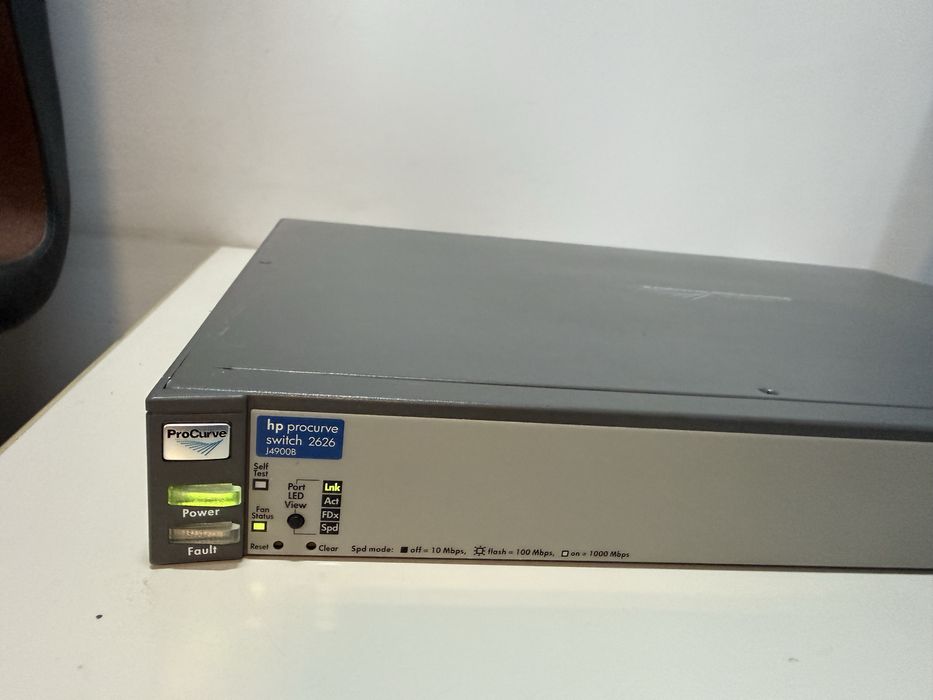 HP procurve switch 2026 j4009b