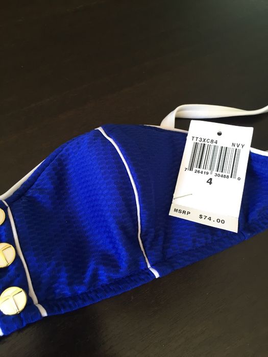 TRINA TURK баски/S син отAssos