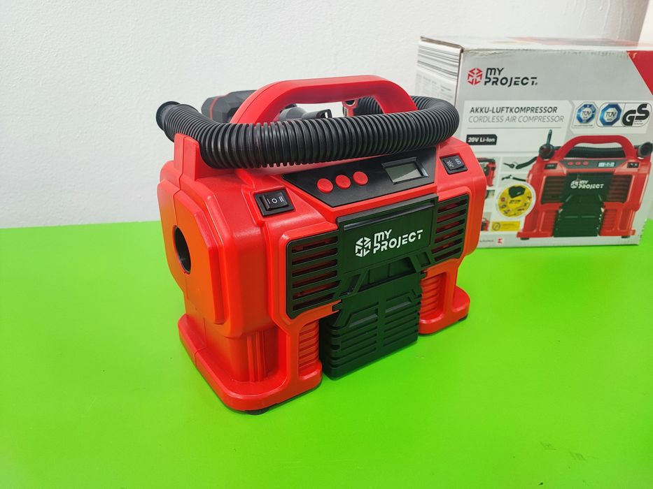 Compresor auto compatibil cu acumulatorii Parkside 20v