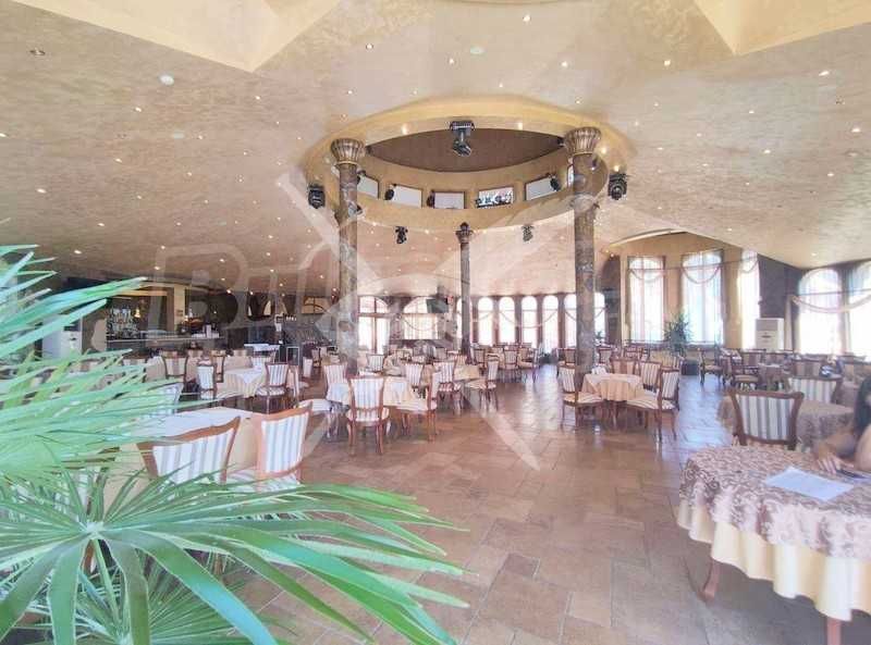 Продава се Заведение в к.к. Елените - 600 кв.м за 1667 €/кв.м - Снимка #3