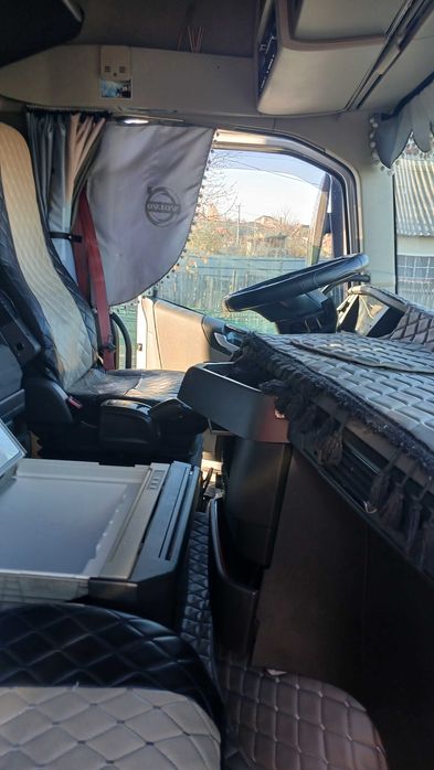 Ansamblu volvo FH 500 + semiremorca standard