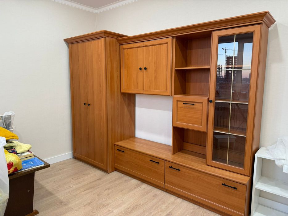 Продам стенку-гарнитур