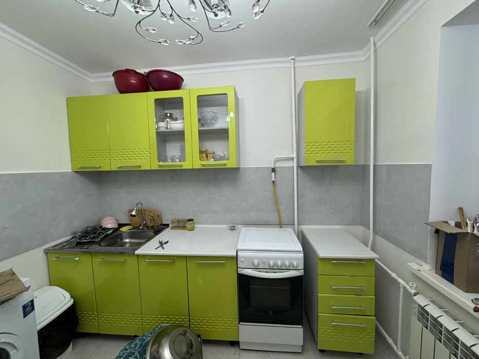 Кухнный мебель продаю. б/у