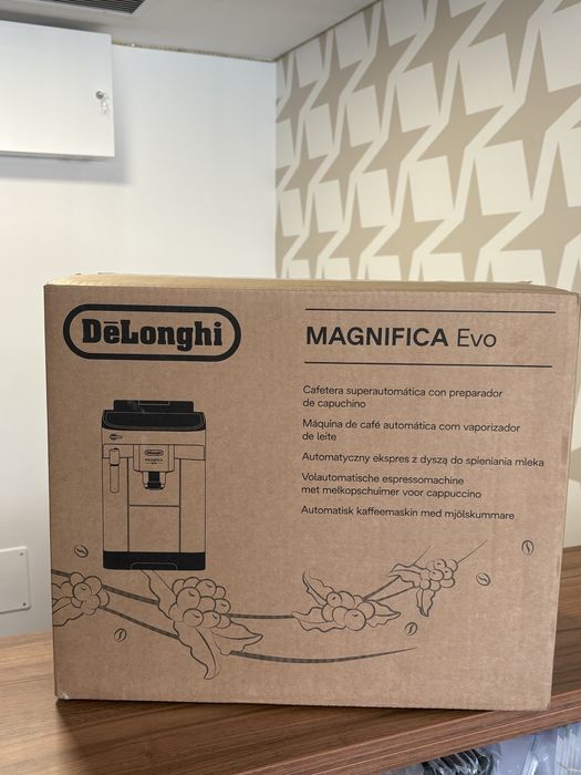 Espressor DeLonghi MAGNIFICA Evo / Nou Sigilat