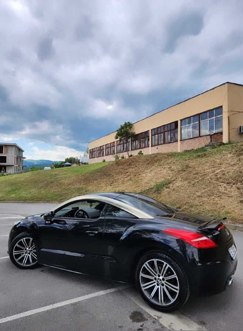 Peugeot rcz 2011г.