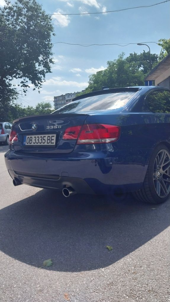 Сенник бмв Е92 BMW E92 спойлер стъкло