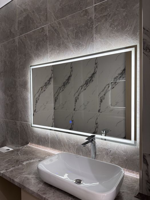 Dush kabina. Zerkala