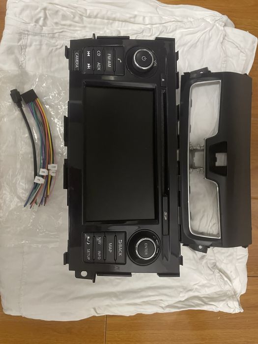 Б/у Магнитола от Nissan Teana