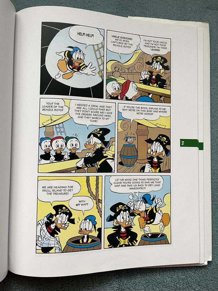 4 Albume de benzi desenate în engleză cu Donald Duck și Mickey Mouse