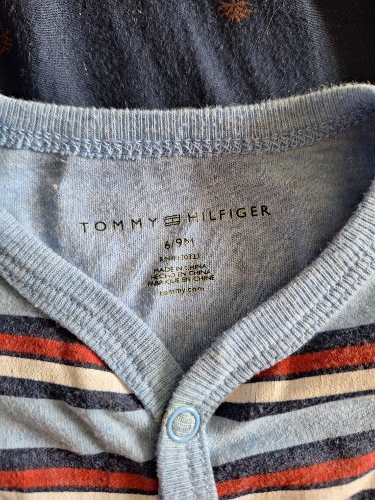 Tommy Hilfiger бебешки дрехи за момче