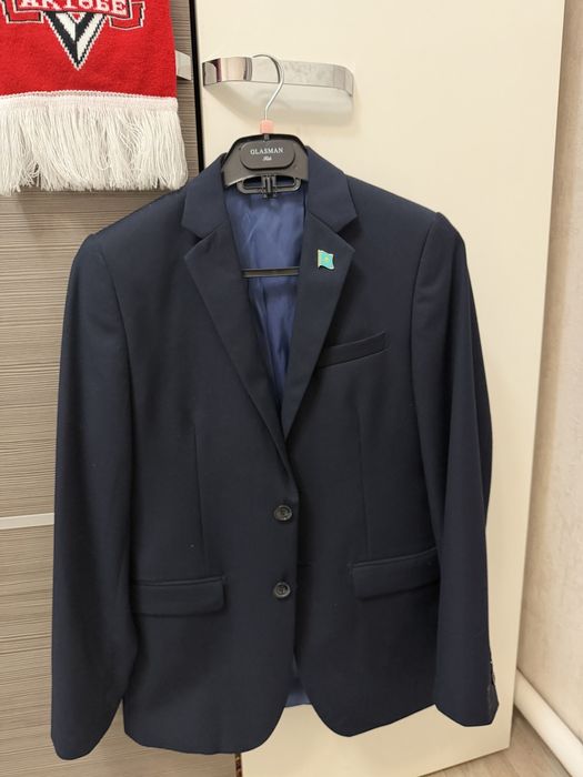 Костюм от брендп GLASSMAN