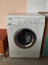Автоматична пералня Miele NOVOTRONIC W323