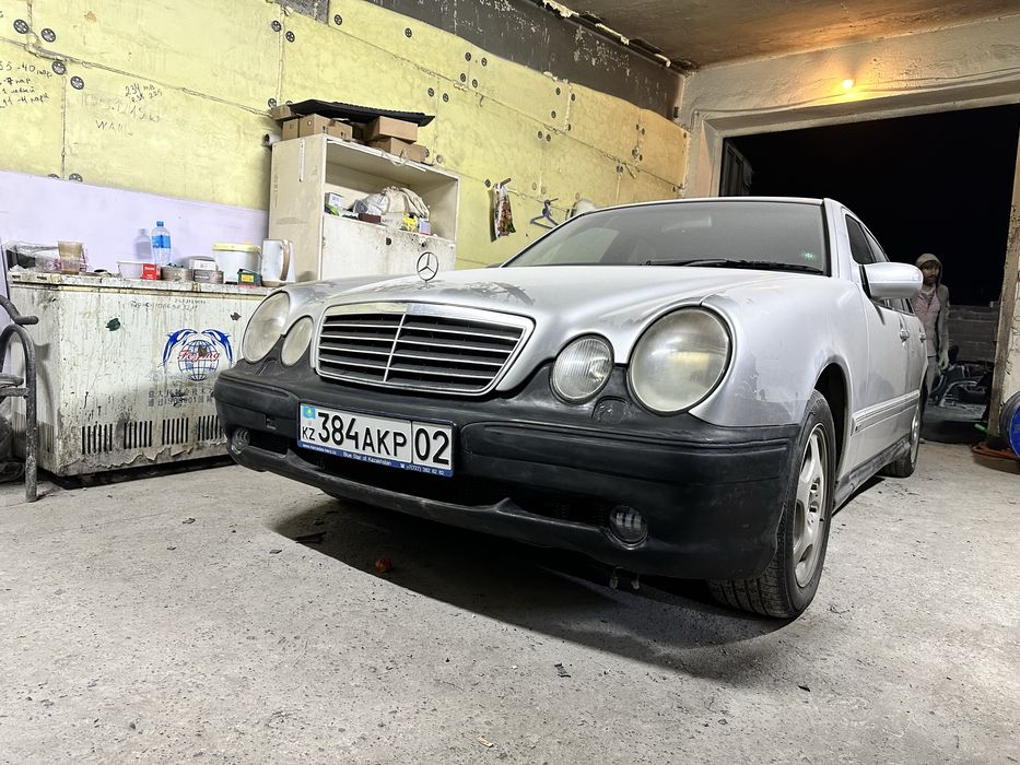 Передний бампер mercedes w210 e55 amg