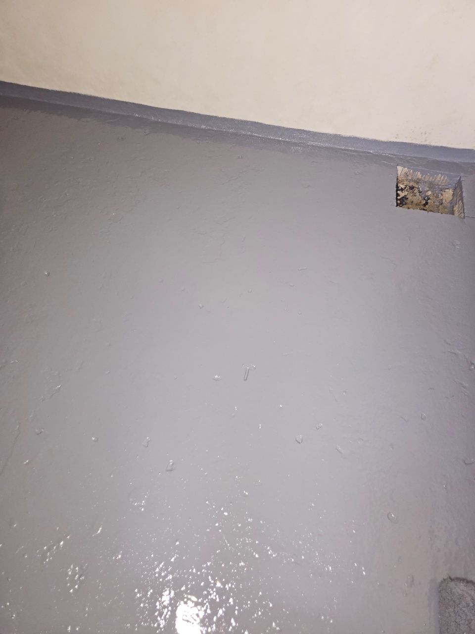 Vopsea marcaj rutier Service auto beci curte terasa balcon gradina