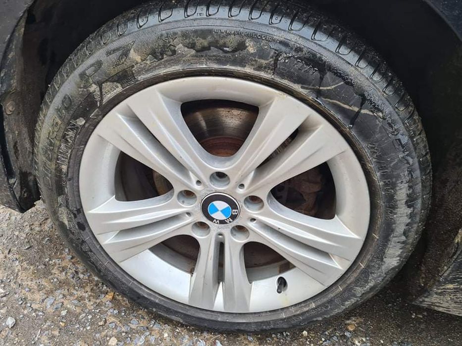 BMW F30 318D 143кс ръчка седан НА ЧАСТИ!