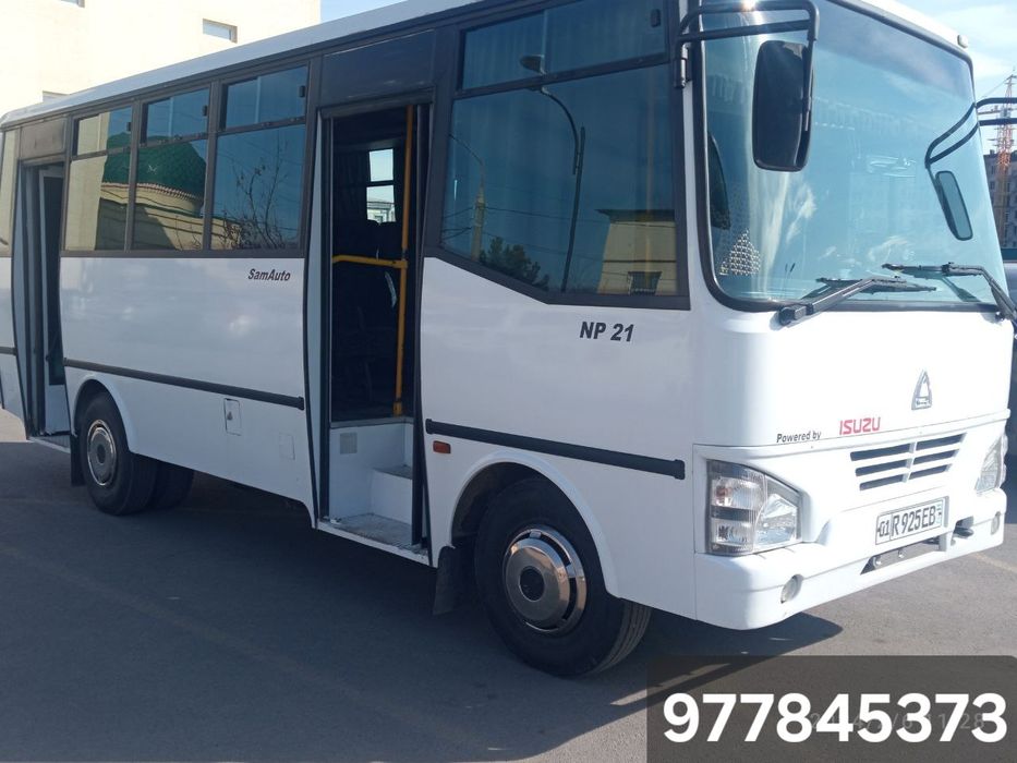 Avtobus isuzu sotiladi