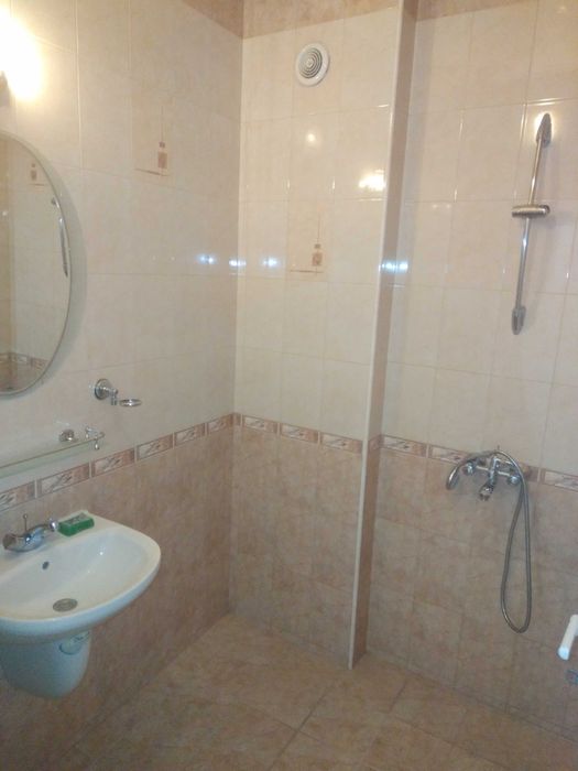 Дава се под наем Многостаен апартамент в Пловдив, Център - 120 кв.м за 400 € - Снимка #2