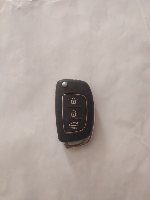 Vând cheie auto Hyundai elantra