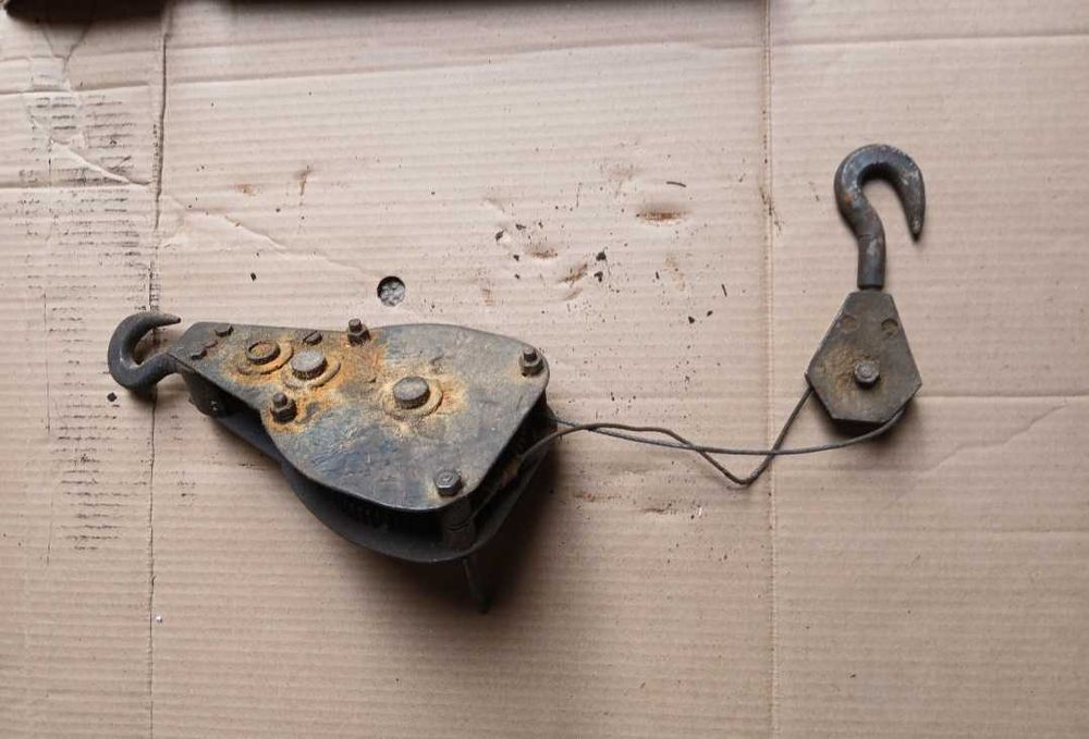 macarale cu lant pentru a ridica greutati gen troliu