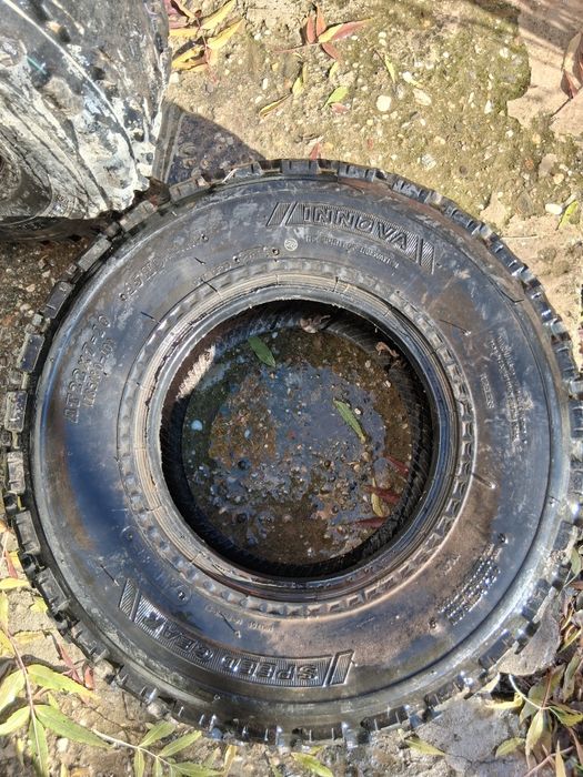 Vând cauciucuri atv