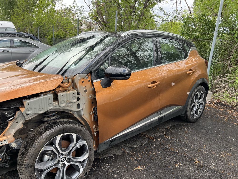 Renault Capture E-Tech Hybrid 2022г НА ЧАСТИ
