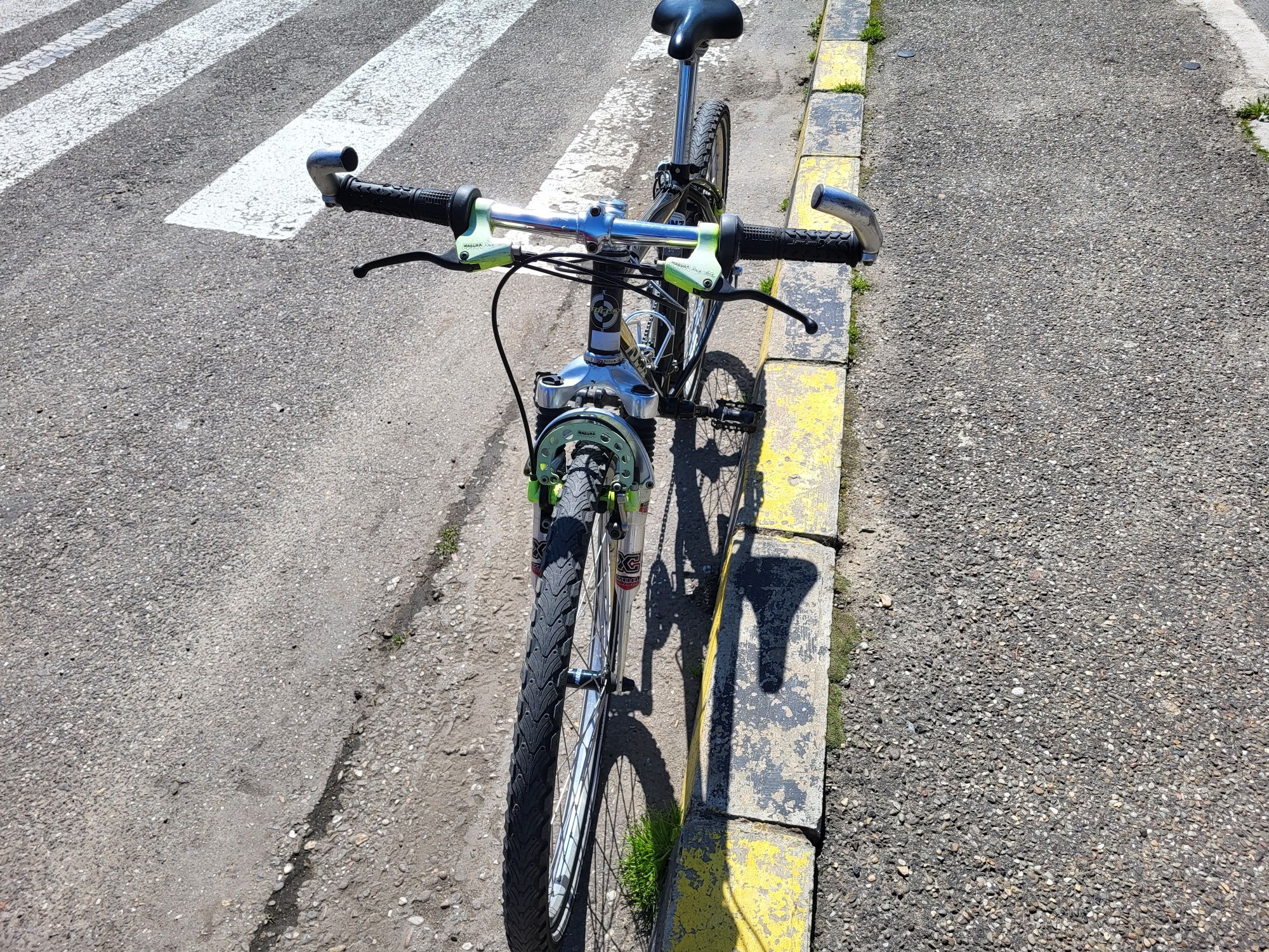 Bicicleta   de oras  Gitane Play roti 28