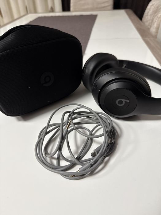 Casti Beats Studio Pro noi