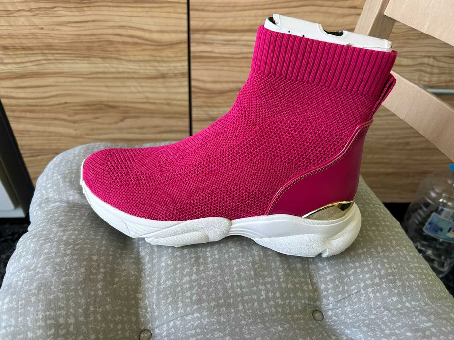 Дамски Маратонки Michael Kors Katrina Knit Bootie 38.5