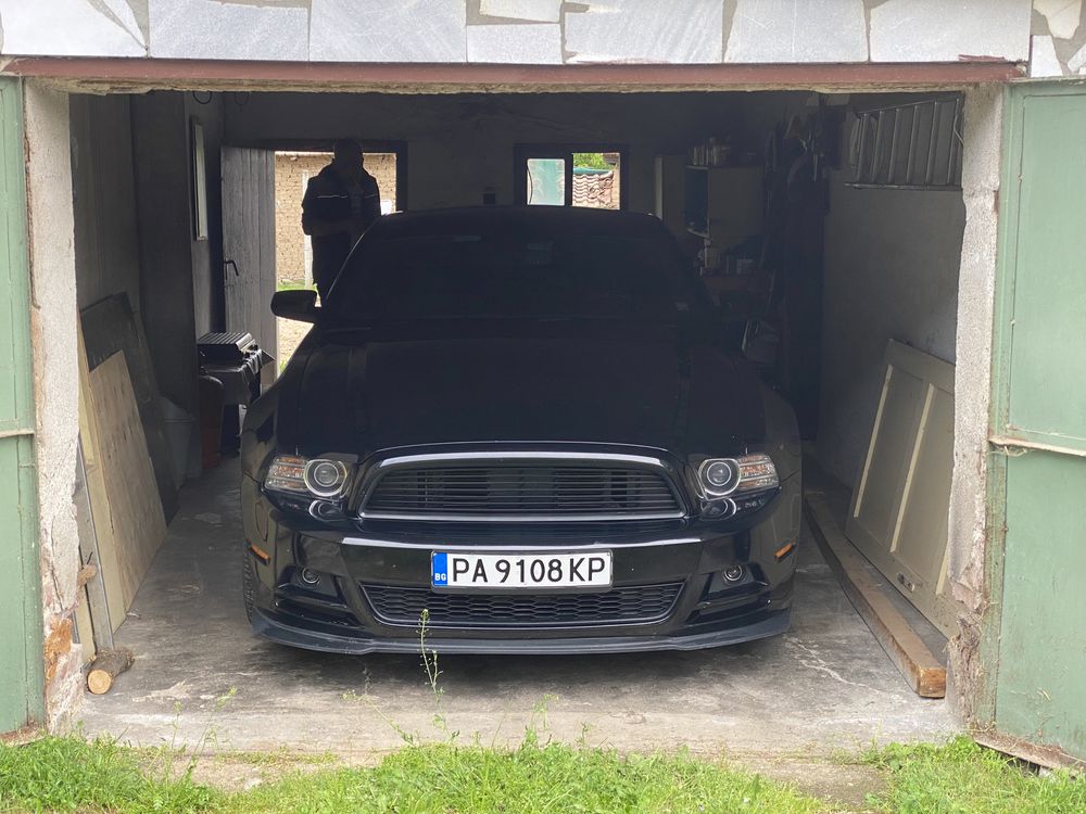Горна радиаторна Решетка за Форд Мустанг Ford Mustang 2013/14г