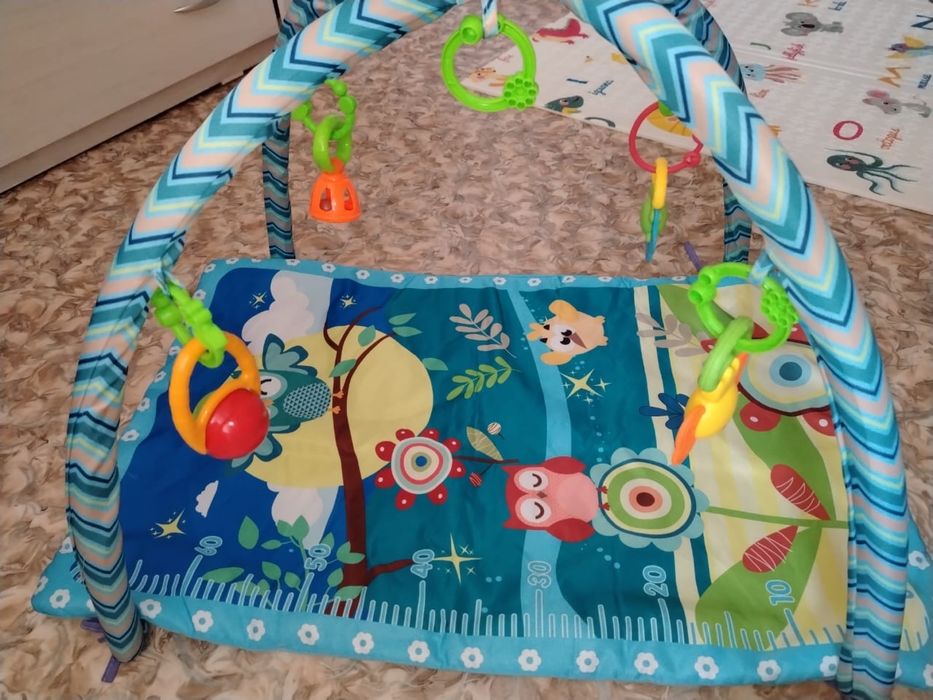 Веши для ребенка хорошое, без дефектов