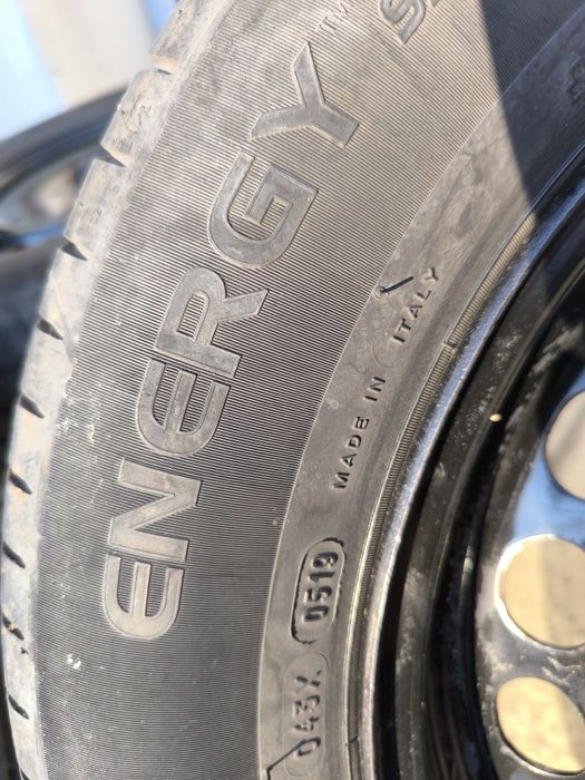 195/65/15  Michelin cu jante pt Passat b5