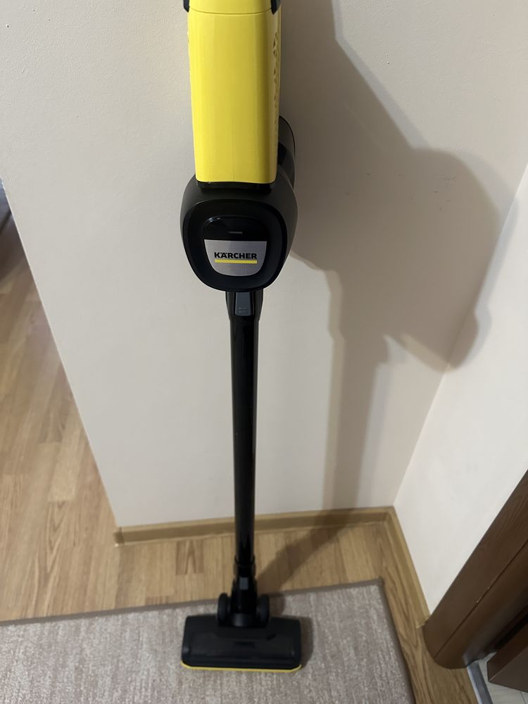 Aspirator Karcher VC 4 fara fir- cu garantie - utilizat de cateva ori