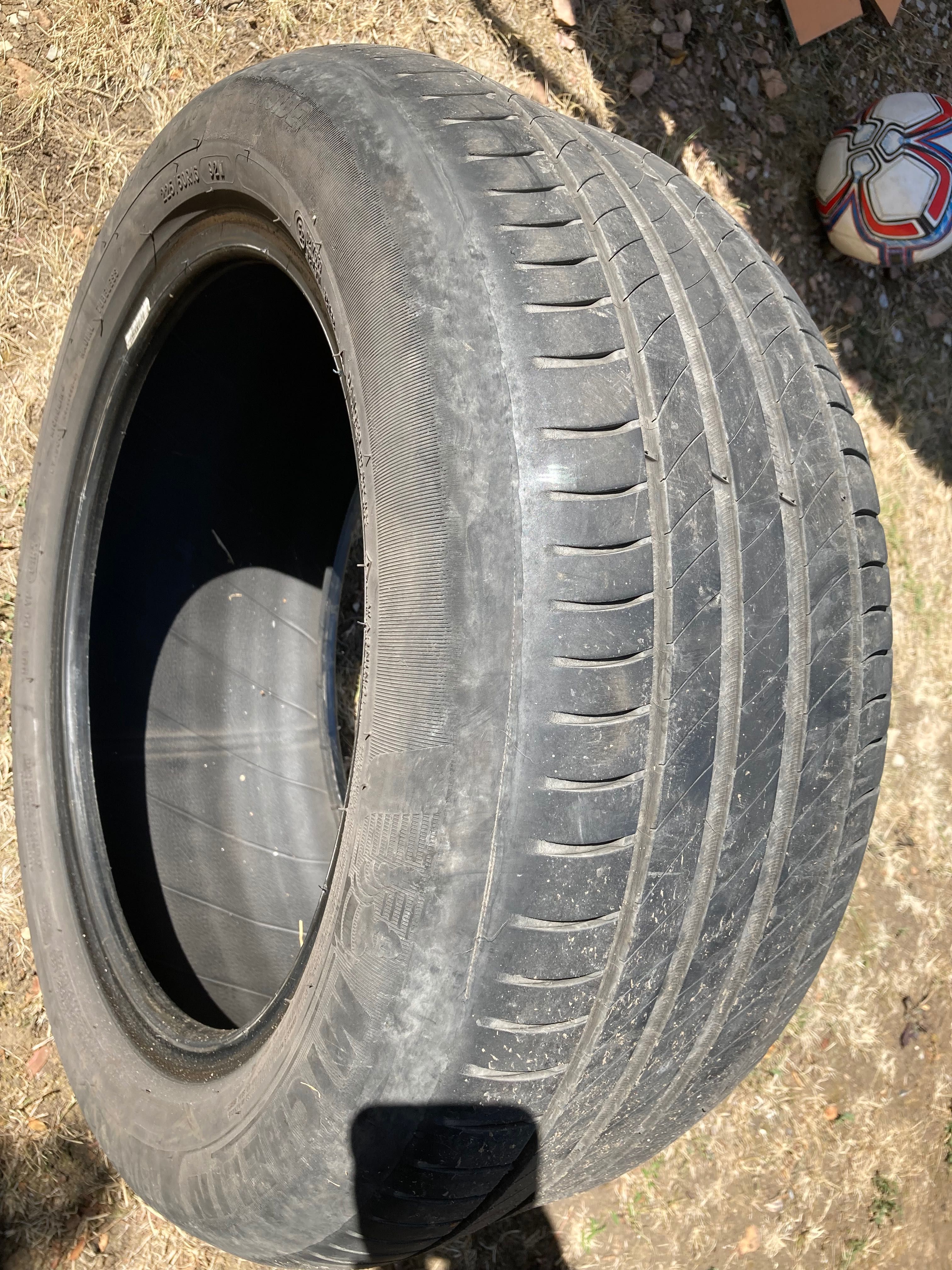 Автомобилна гума Michelin Primacy 4
