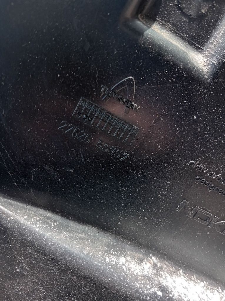 Субуфер за Audi A4 Avant B5 8D9 035 381 C